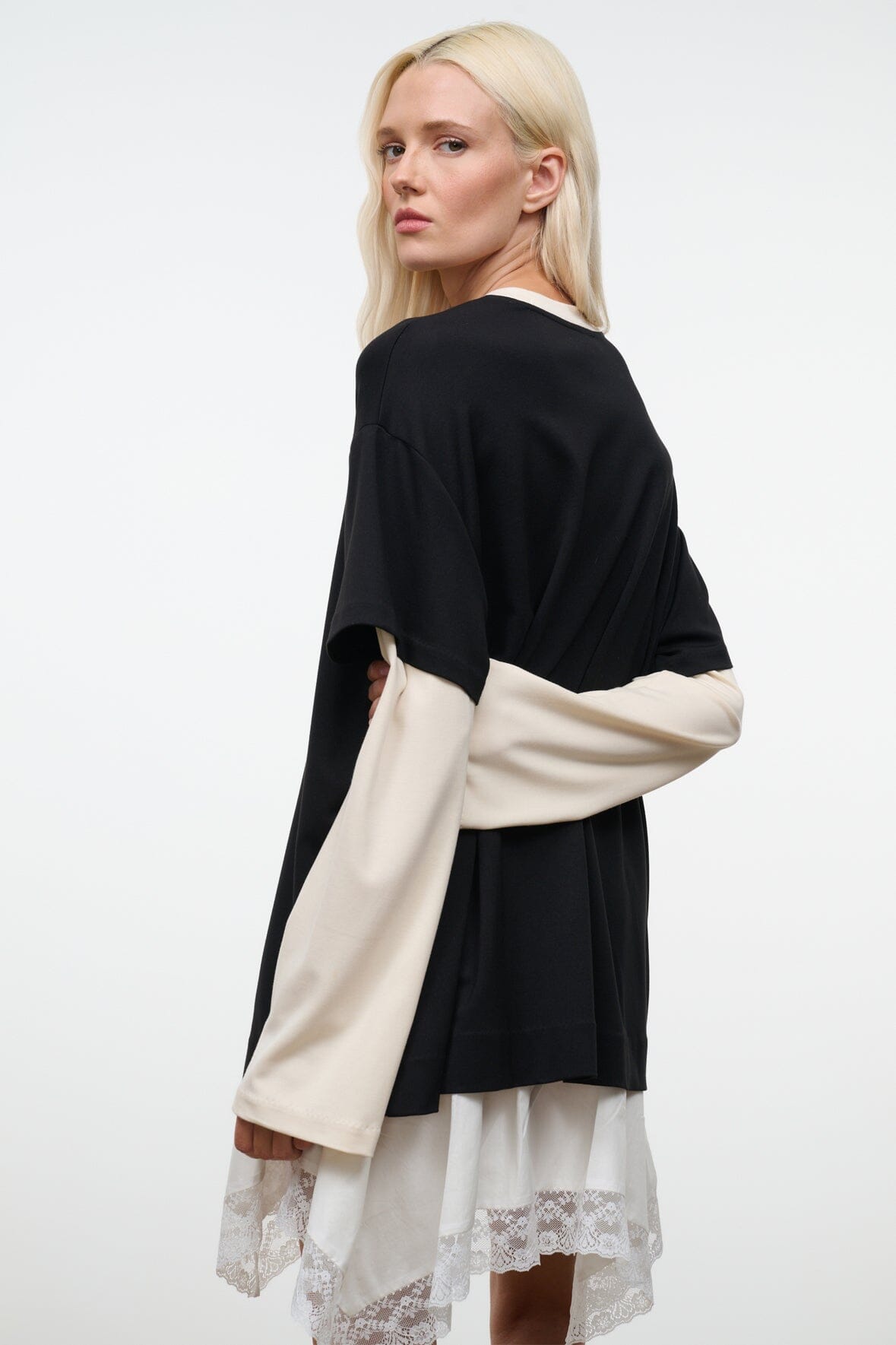 WILLIAM TEE | BLACK ECRU