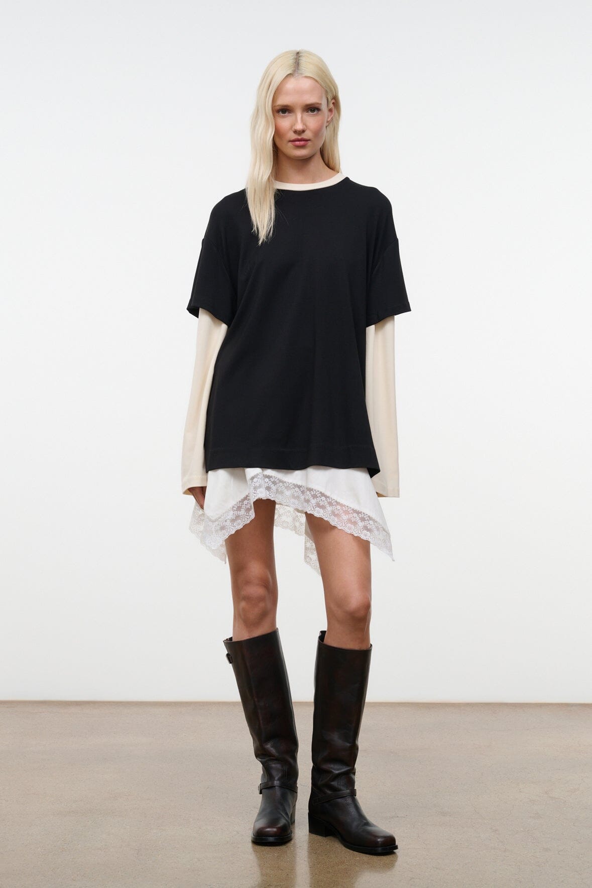WILLIAM TEE | BLACK ECRU