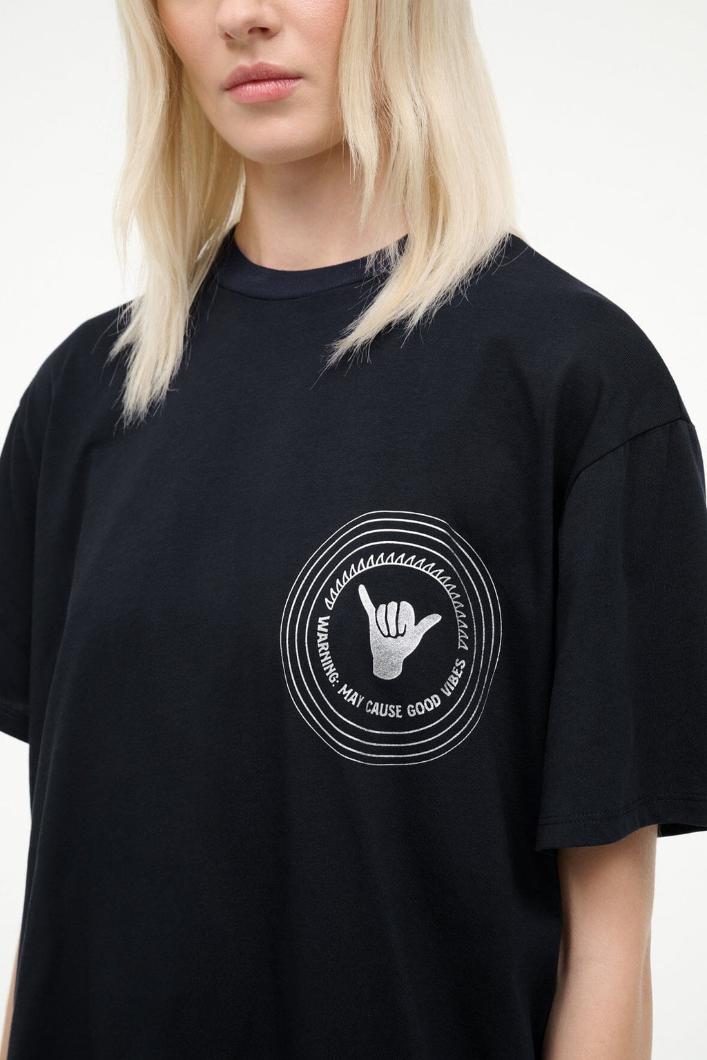 NEWPORT OVERSIZED TEE | GOOD VIBES