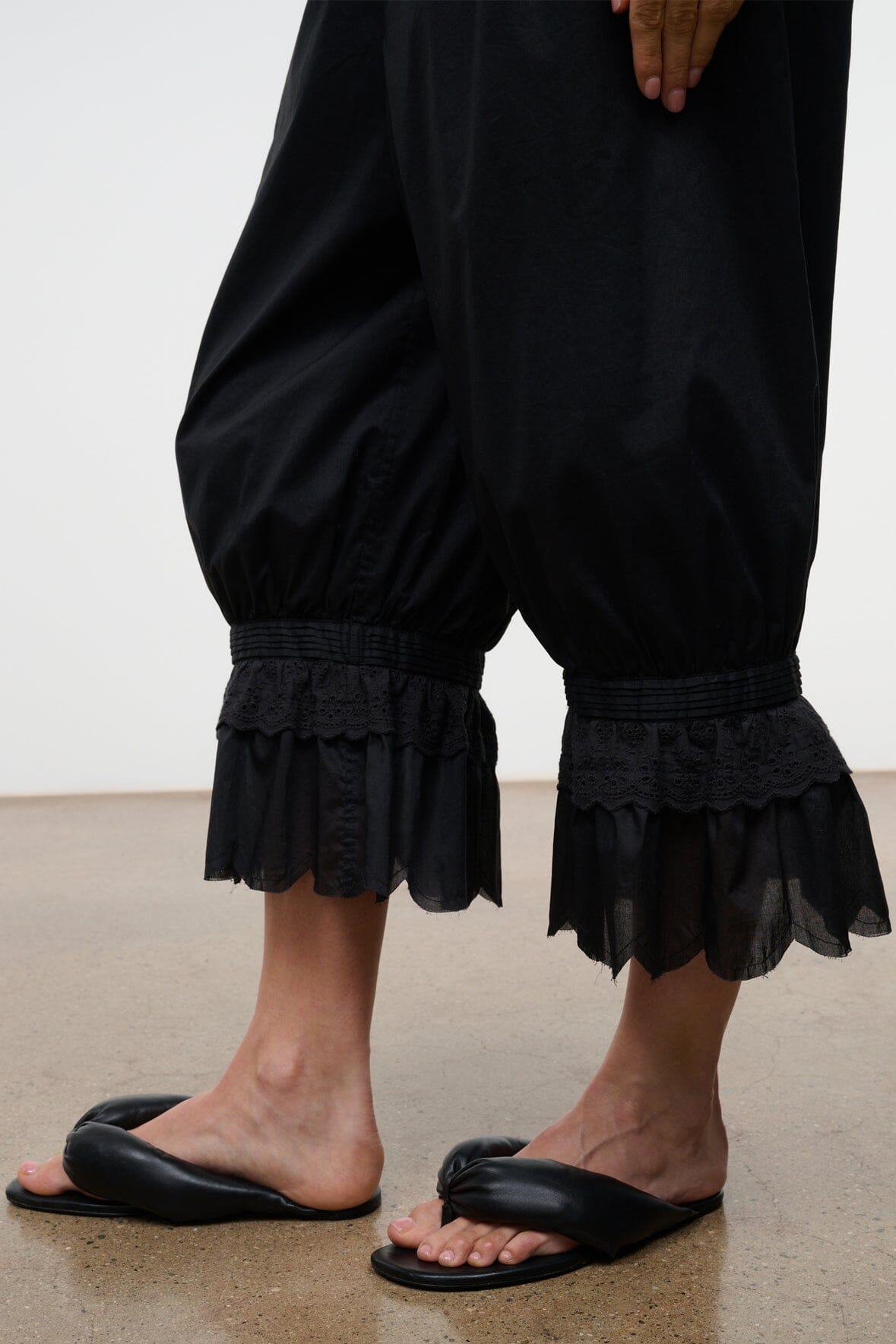 RENZO PANT | BLACK
