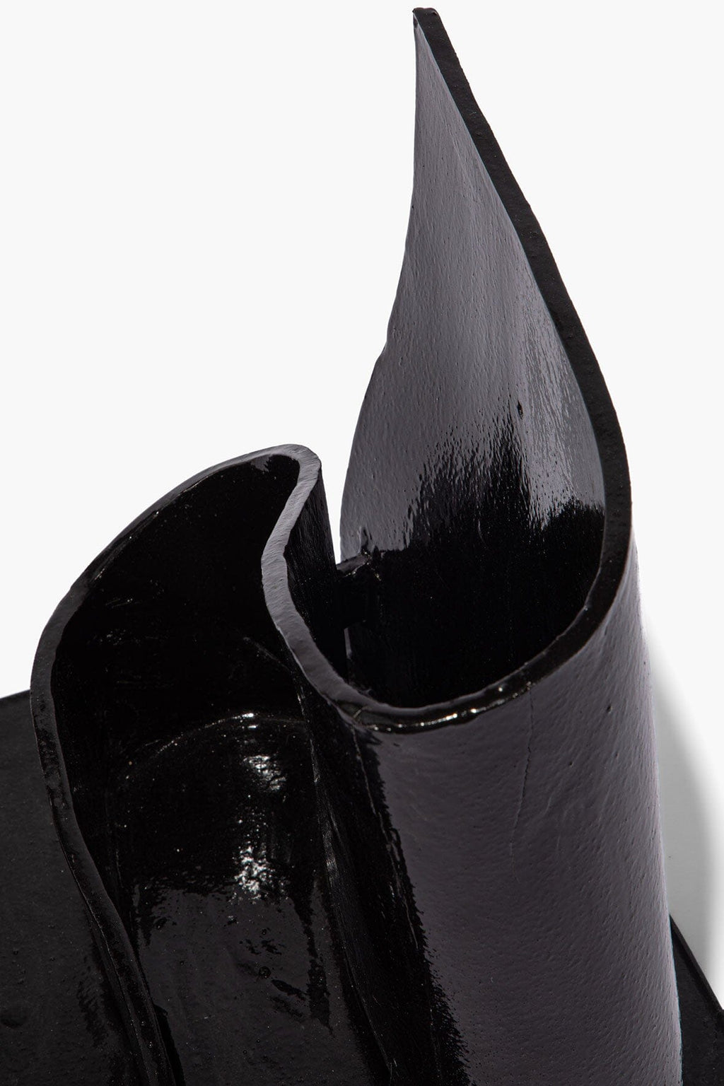 WAVY STATIONARY HOLDER | BLACK GLAZE