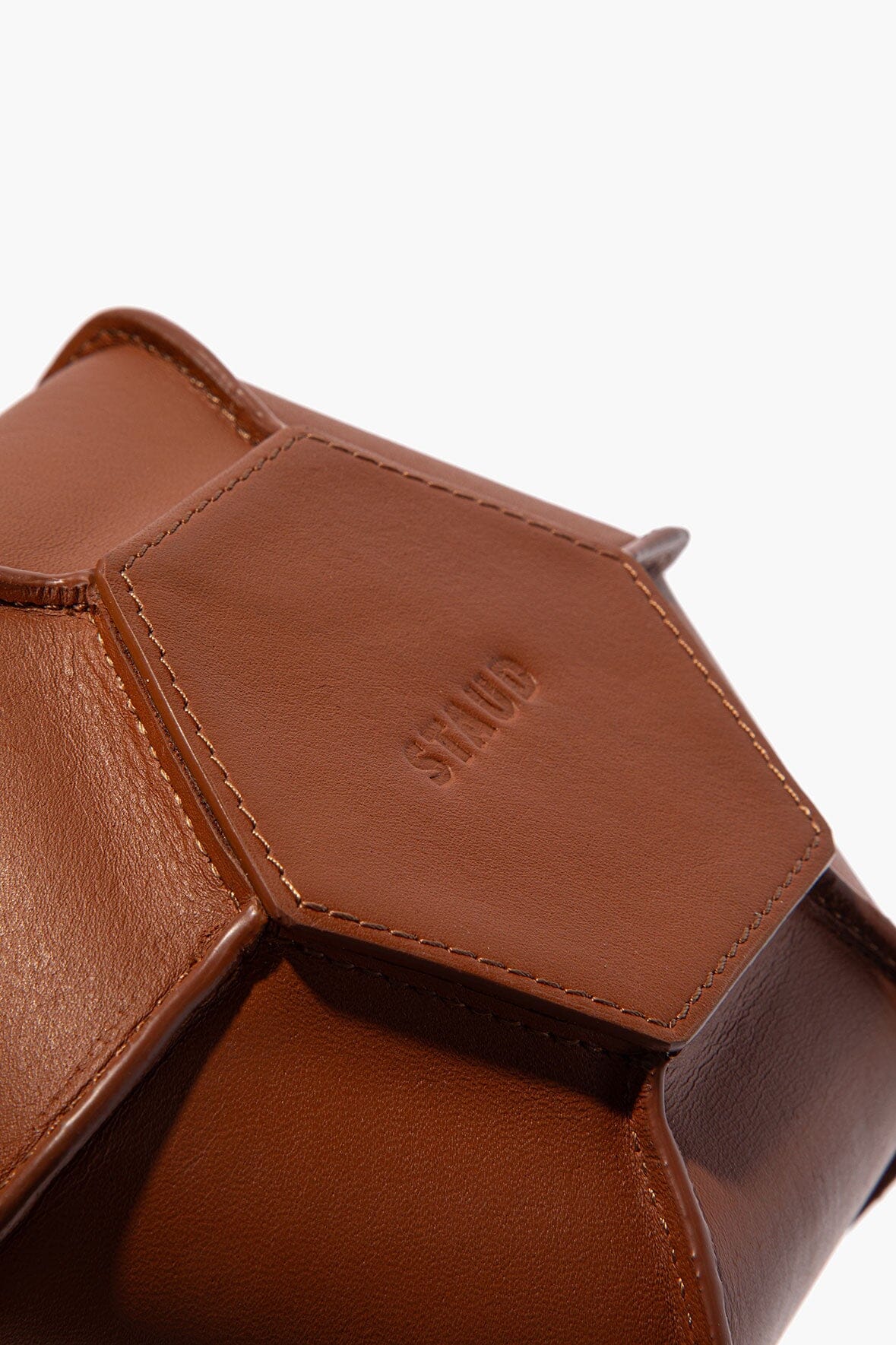 HOLLIS LEATHER BOTTLE VASE | TAN