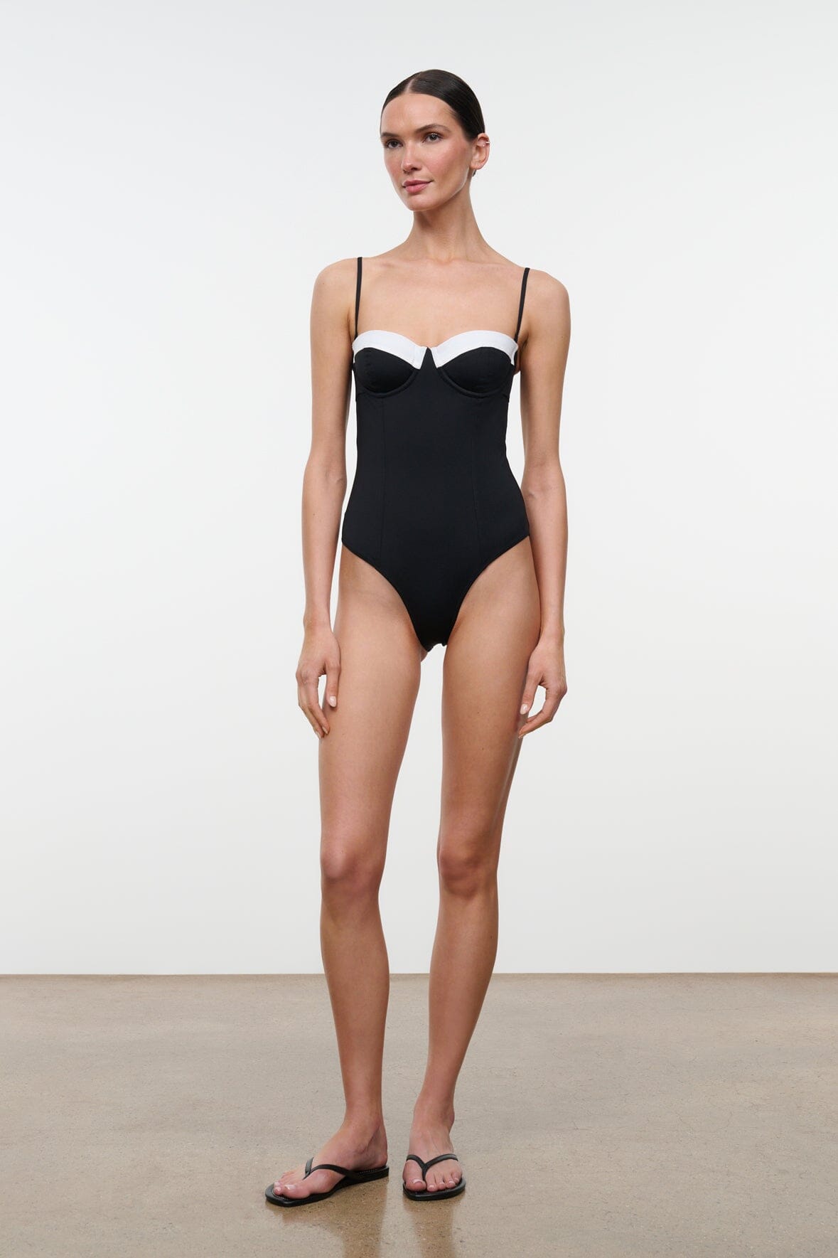 MAEVE ONE PIECE | BLACK WHITE