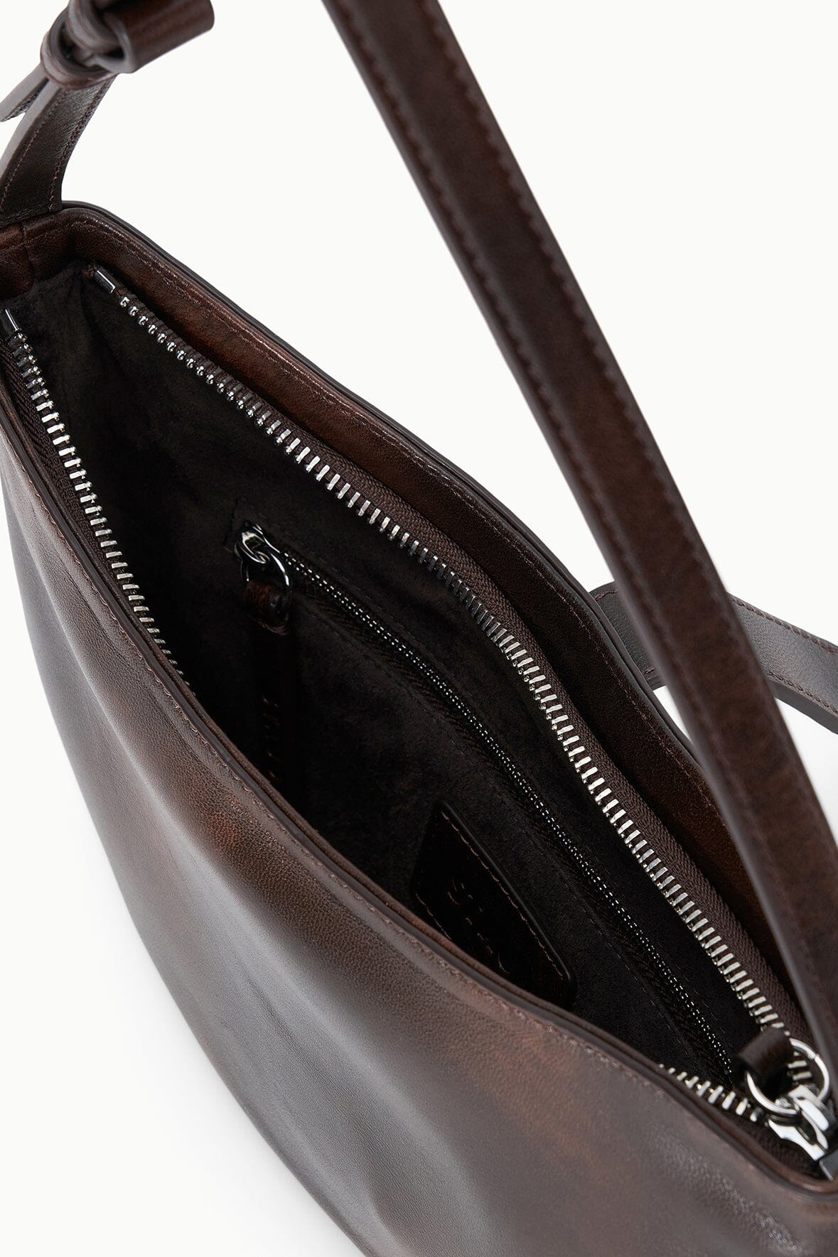 HARLOW CRESCENT SHOULDER BAG | ESPRESSO DISTRESSED