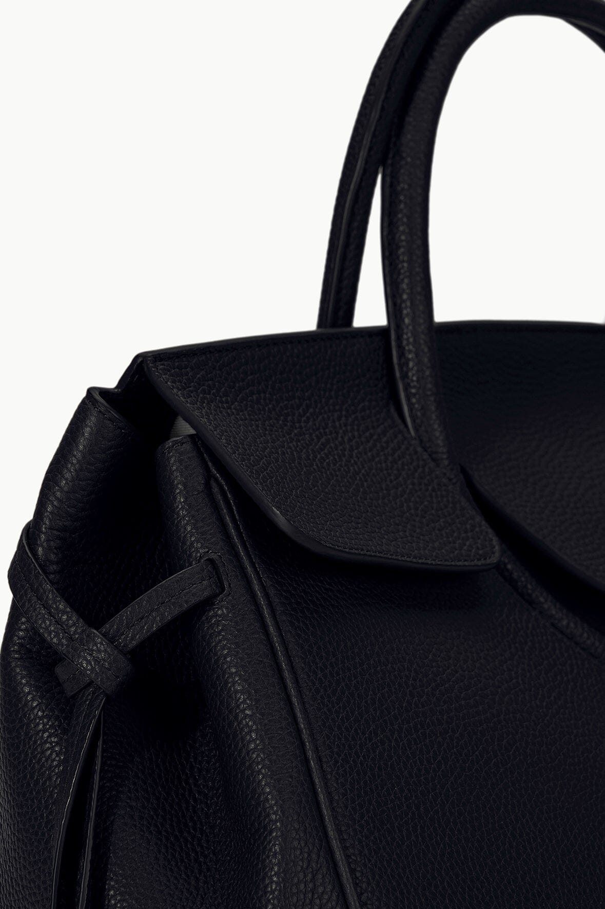 MAUDE CARRYALL | BLACK